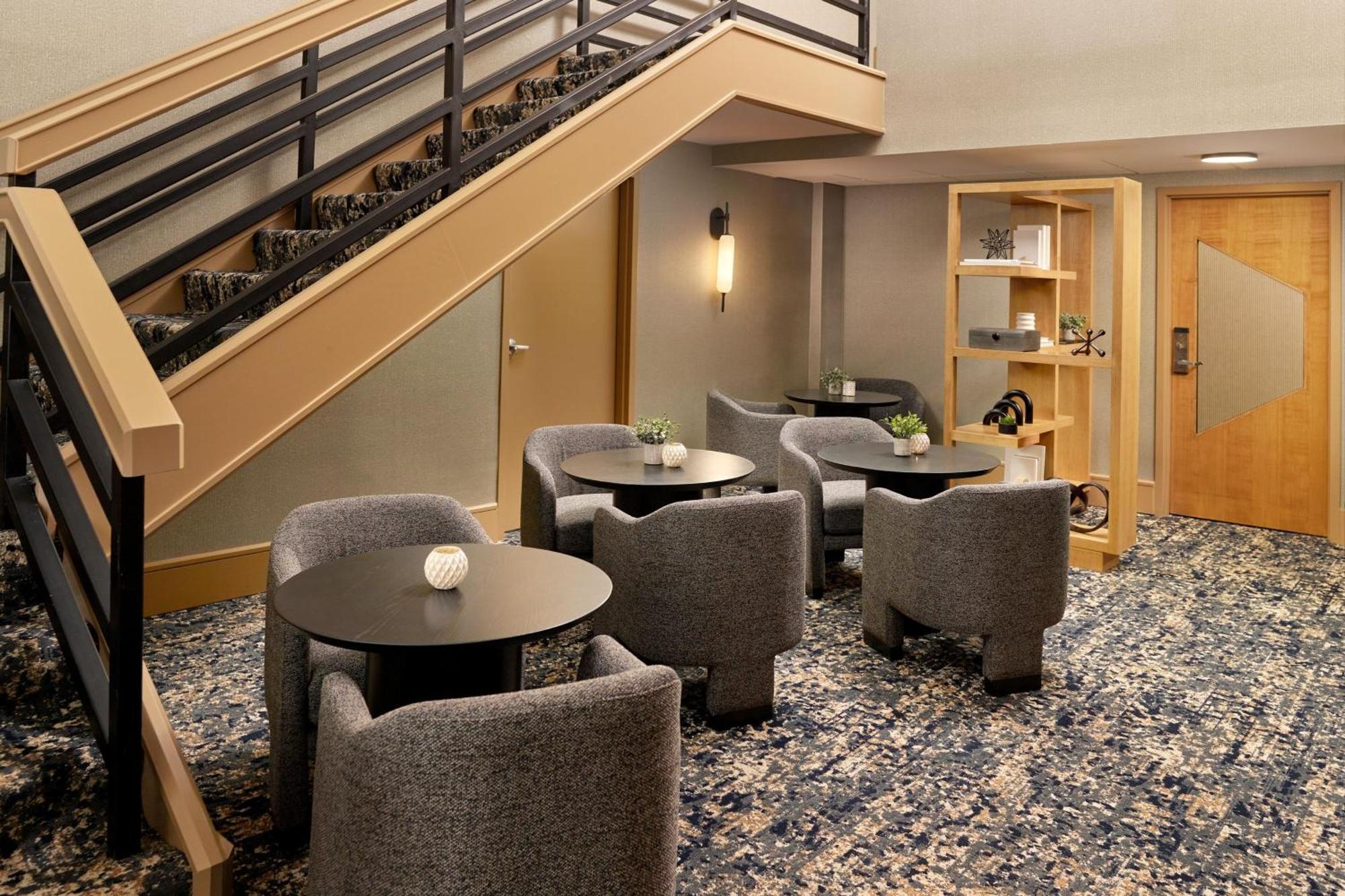Sheraton Imperial Hotel Raleigh-Durham Airport At Research Triangle Park Exterior photo